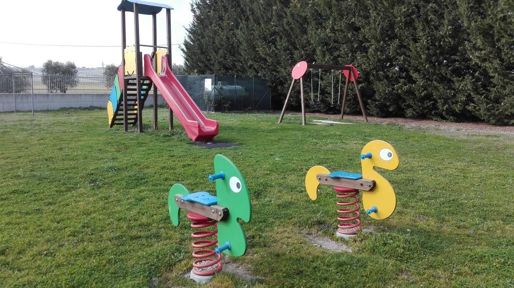 Agriturismo La Vecchia Cascina Di Paolo & Belinda Villa ปิเอเตรลชินา ภายนอก รูปภาพ