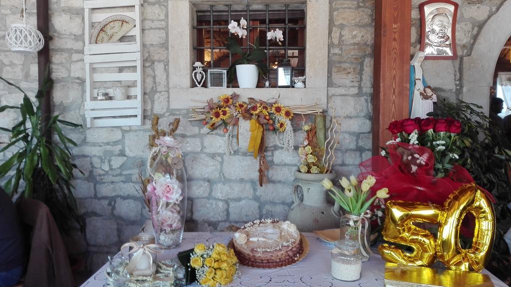 Agriturismo La Vecchia Cascina Di Paolo & Belinda Villa ปิเอเตรลชินา ภายนอก รูปภาพ